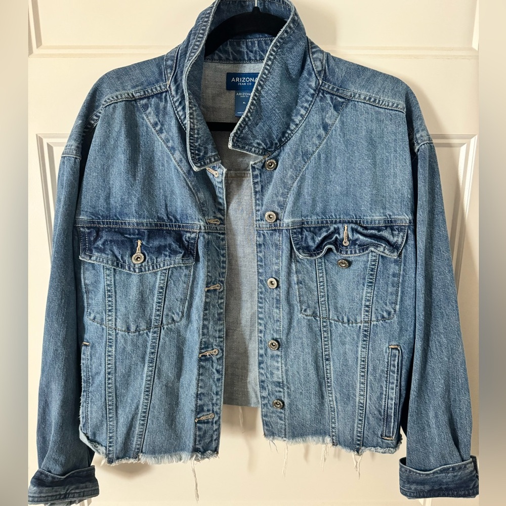 Arizona Jean Company Women's Blue Denim Jacket